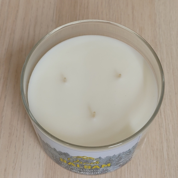 Bath & Body Works FRESH BALSAM Candle 3-Wick 14.5 oz Jar - Picture 5 of 11